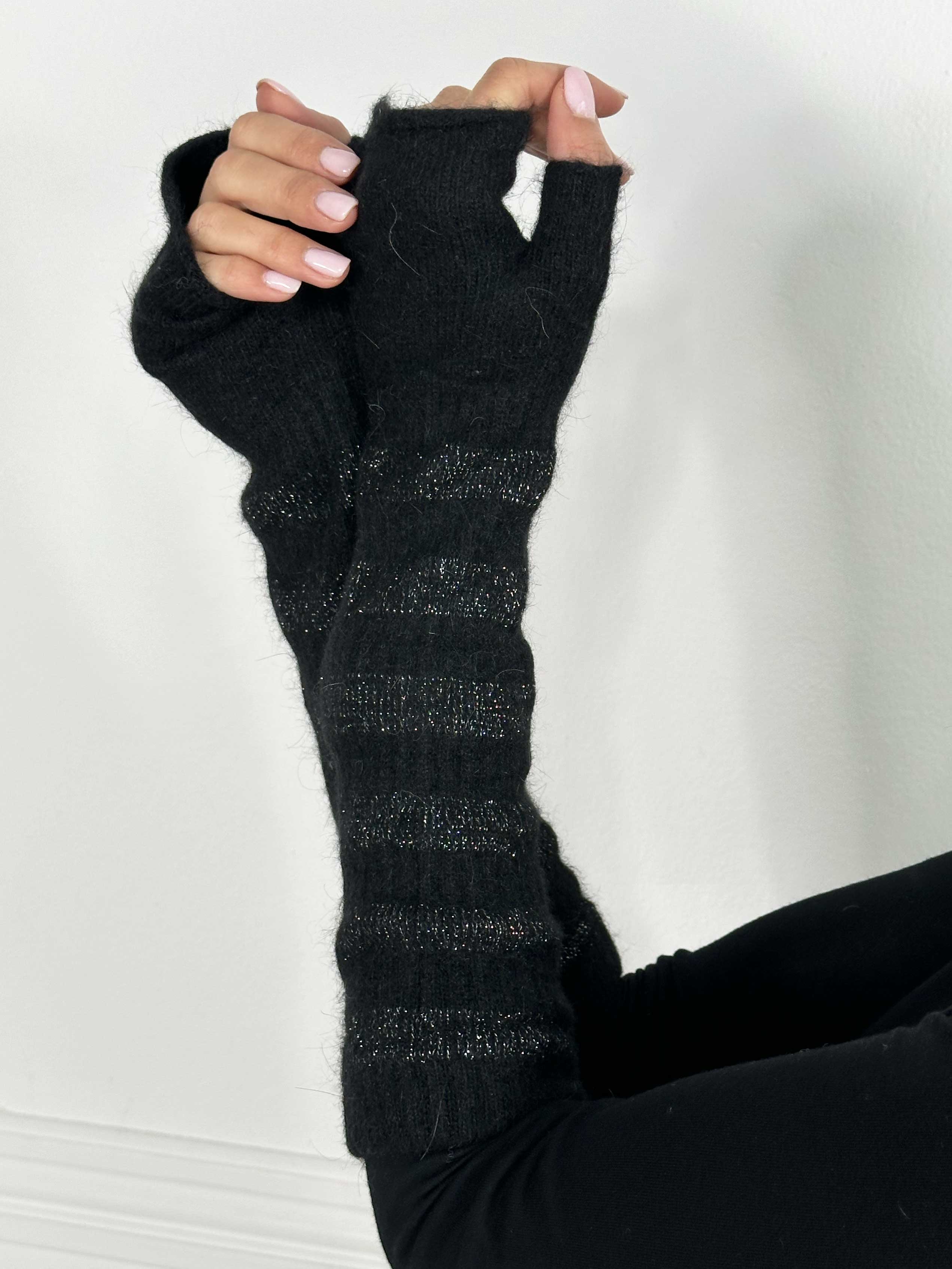 Tacita - Mjuka handskar / armvärmare med glimmertrådar